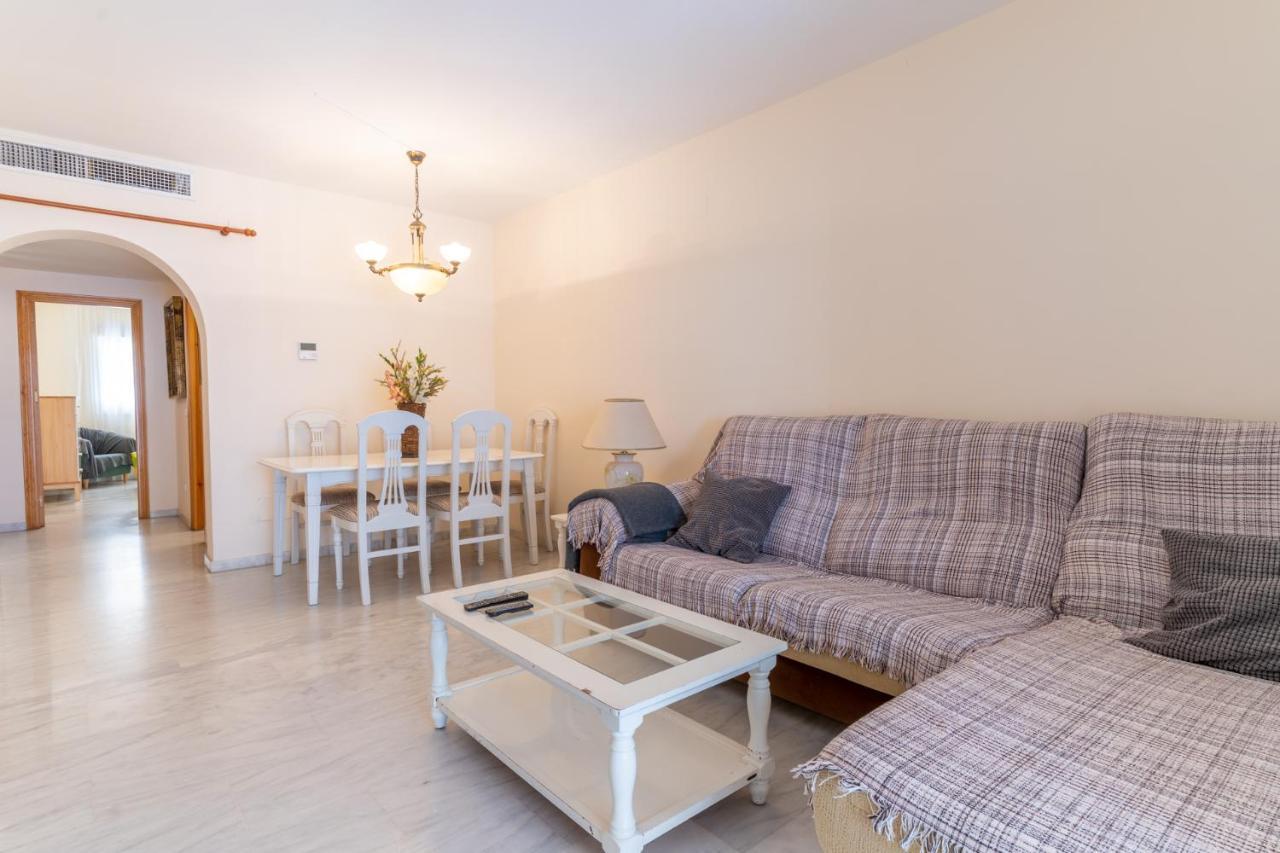 Estepona Beachside Apartment Екстериор снимка